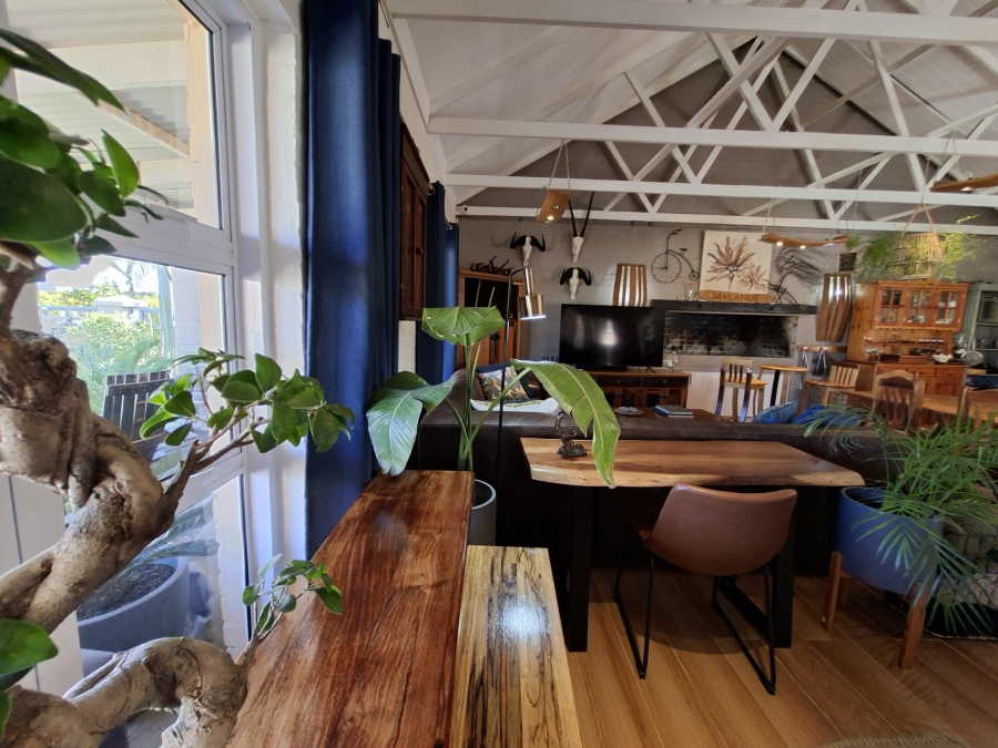 2 Bedroom Property for Sale in Pringle Bay Western Cape